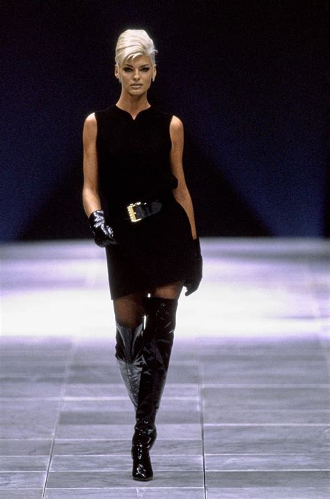 versace fall 1991.